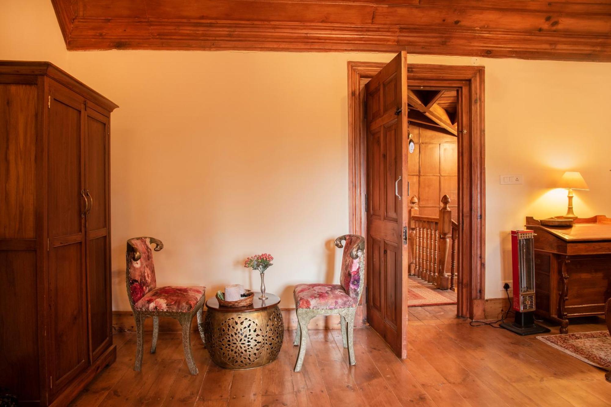 Heritage Villas - Shimla British Resort, Near Mall Екстериор снимка