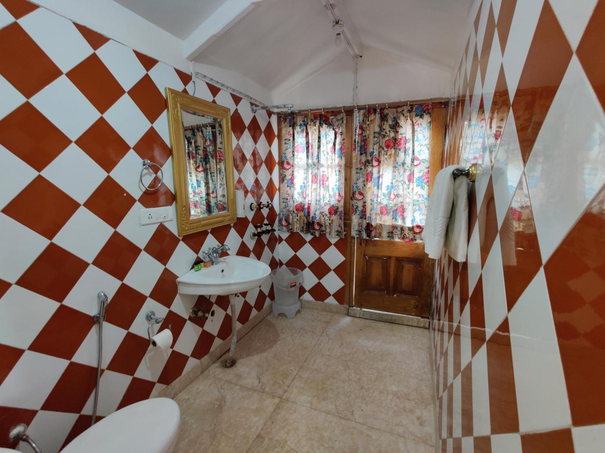 Heritage Villas - Shimla British Resort, Near Mall Екстериор снимка